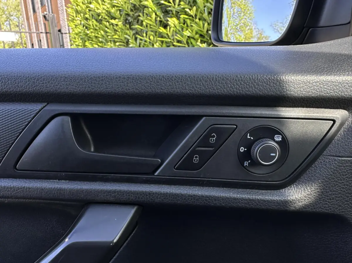 Bestel 1.4 TSI AUTOMAAT L1H1 ROLSTOELLIFT, HANDREM, HANDGAS, NAVI, CLIMATE, CRUISE, STOELVERWARMING, LICHTMETALEN VELGEN