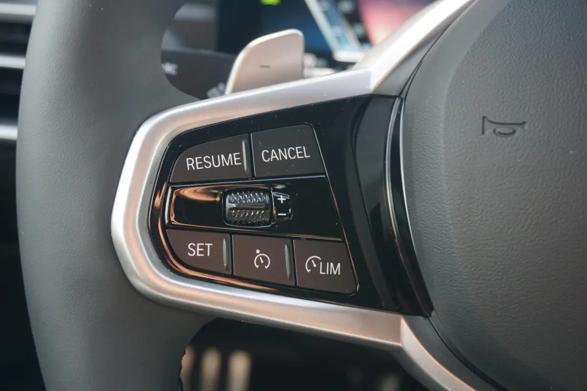 420i | M Sportpakket Pro | Stoel & Stuurwielverwarming | HiFi Systeem | Comfort Access | Camera | Parkeersensoren voor én achter | Adaptive LED Koplampen