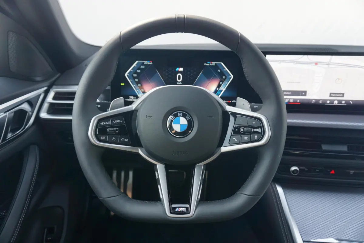 420i | M Sportpakket Pro | Stoel & Stuurwielverwarming | HiFi Systeem | Comfort Access | Camera | Parkeersensoren voor én achter | Adaptive LED Koplampen