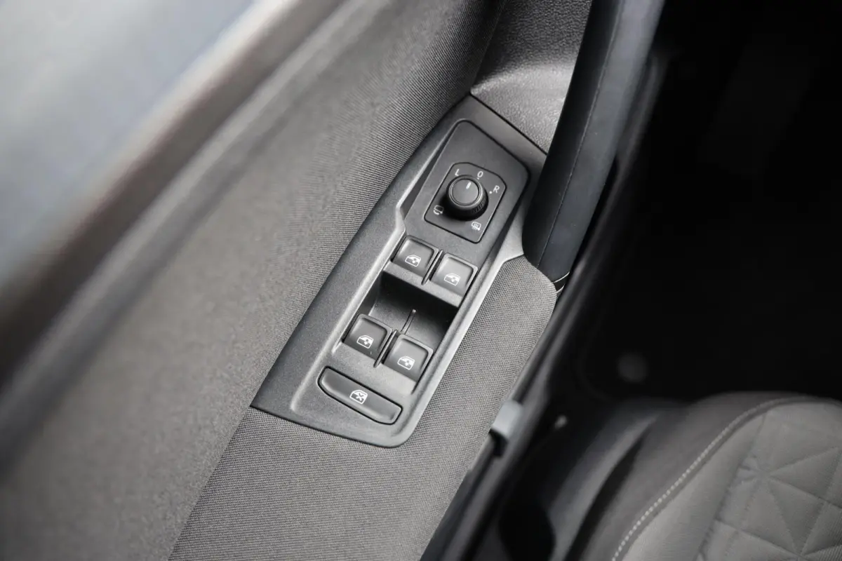 1.5 TSI Life Business|Navi|ACC|Virtual|Apple carplay/android auto|