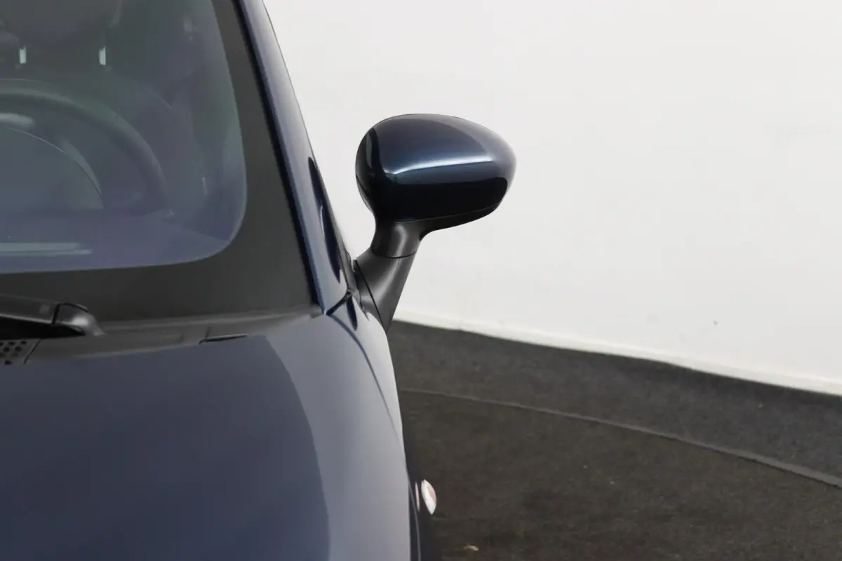 1.0 Hybrid Dolcevita Cabrio*CRUISE*A/C*TEL*LED*PDC