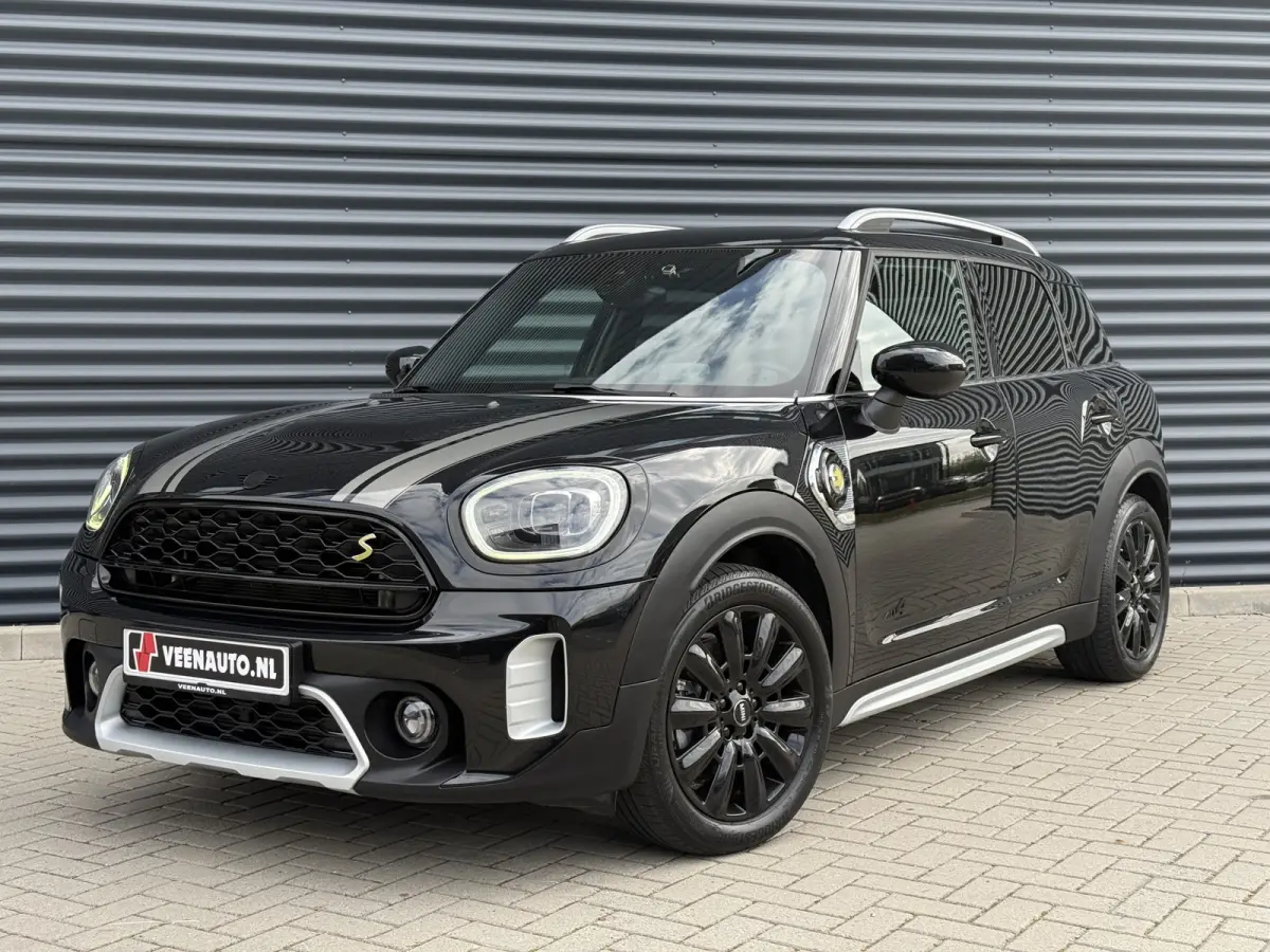 2.0 Cooper SE ALL4 Leder/Camera/Memory/Apple