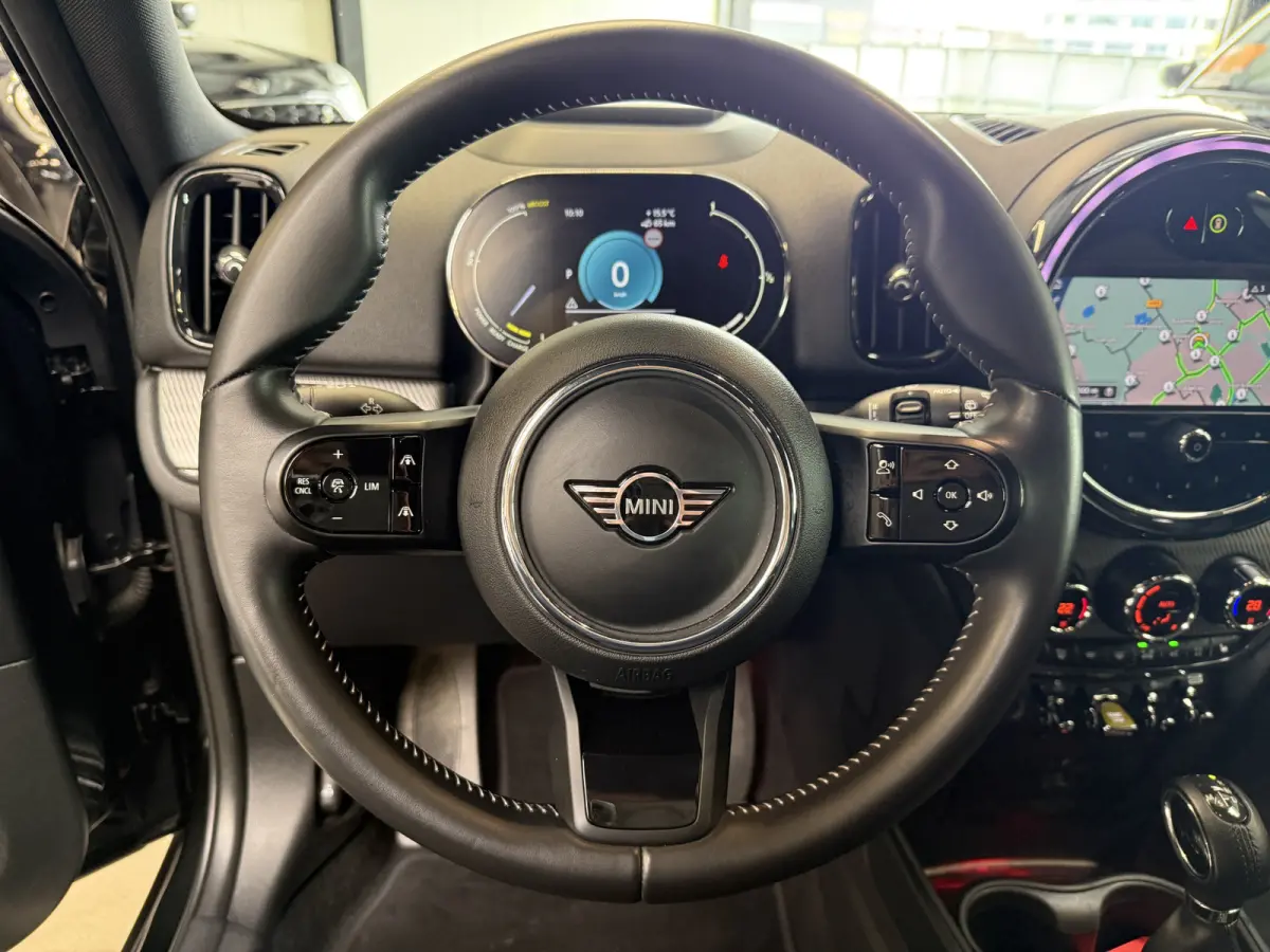 2.0 Cooper SE ALL4 Leder/Camera/Memory/Apple
