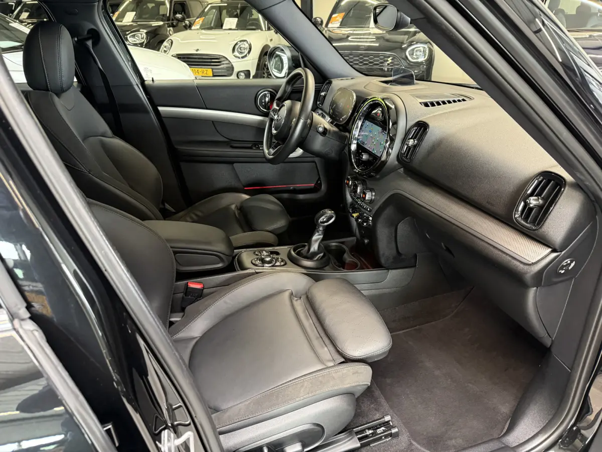 2.0 Cooper SE ALL4 Leder/Camera/Memory/Apple