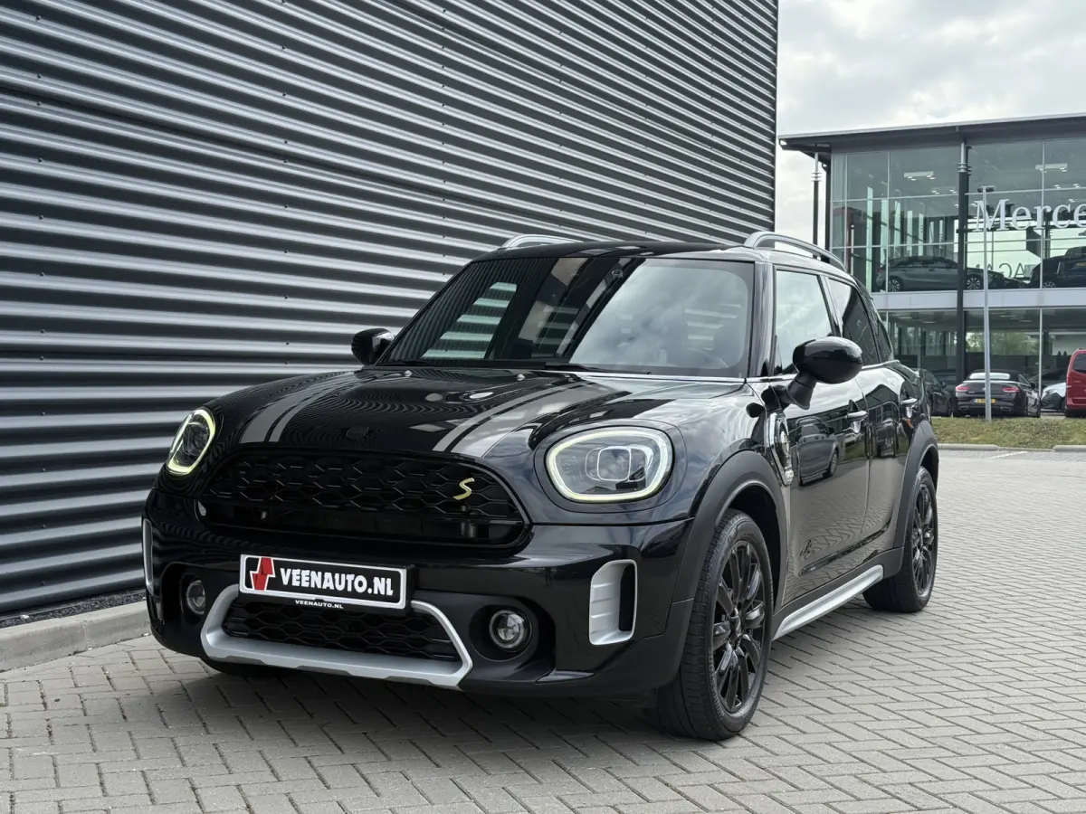 2.0 Cooper SE ALL4 Leder/Camera/Memory/Apple
