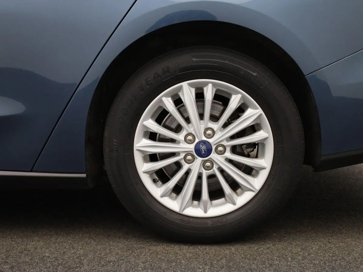 1.0 EcoBoost Titanium X Business Automaat