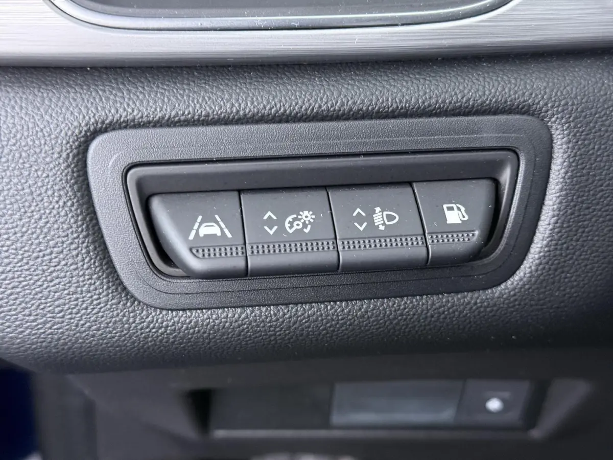 E-Tech Plug-in Hybrid 160 Intens | Stoel- & Stuurverw. | Groot Navi |