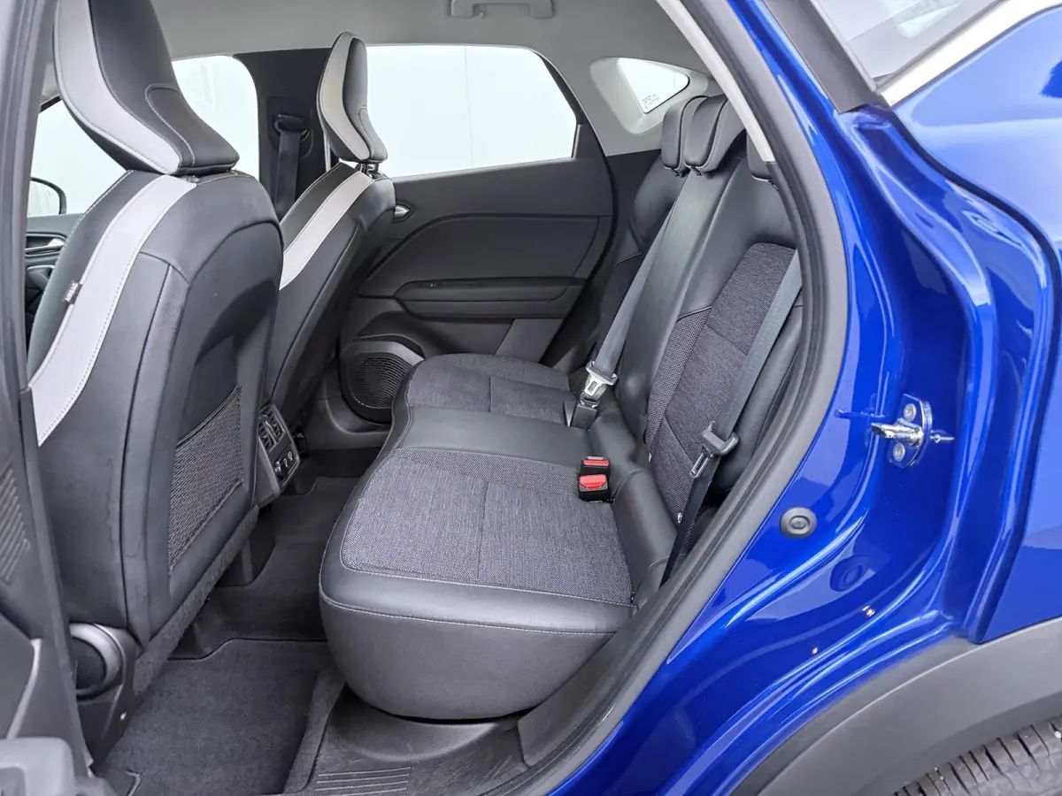 E-Tech Plug-in Hybrid 160 Intens | Stoel- & Stuurverw. | Groot Navi |