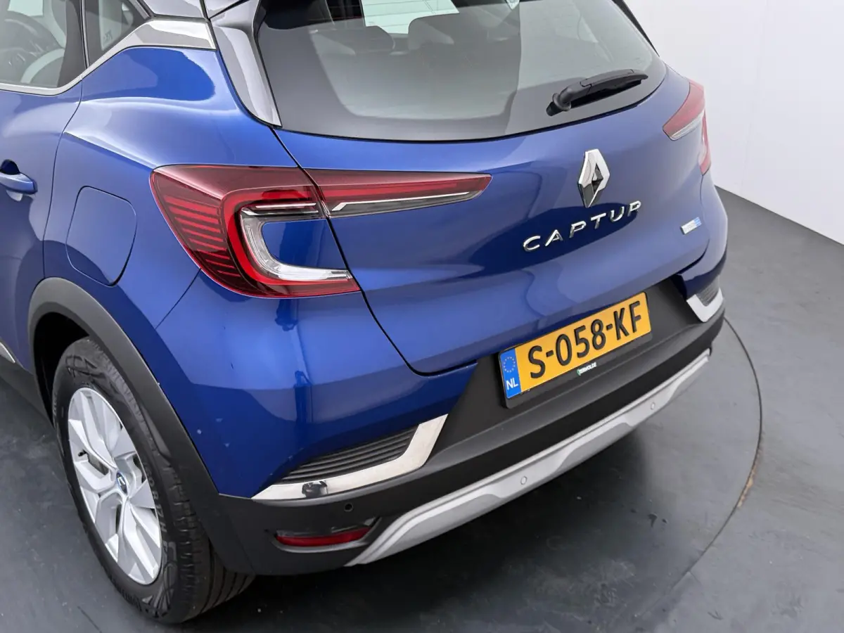E-Tech Plug-in Hybrid 160 Intens | Stoel- & Stuurverw. | Groot Navi |