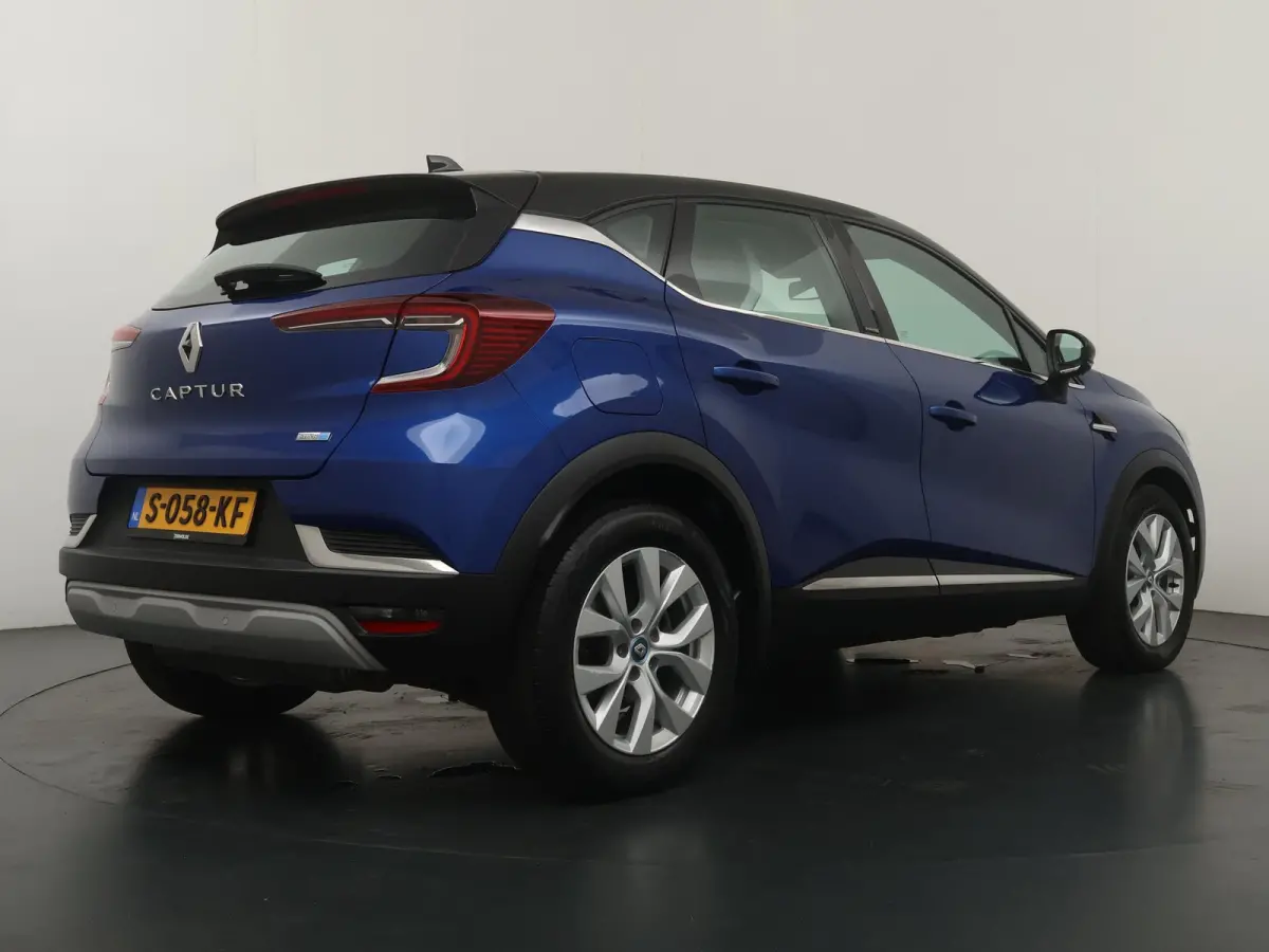 E-Tech Plug-in Hybrid 160 Intens | Stoel- & Stuurverw. | Groot Navi |