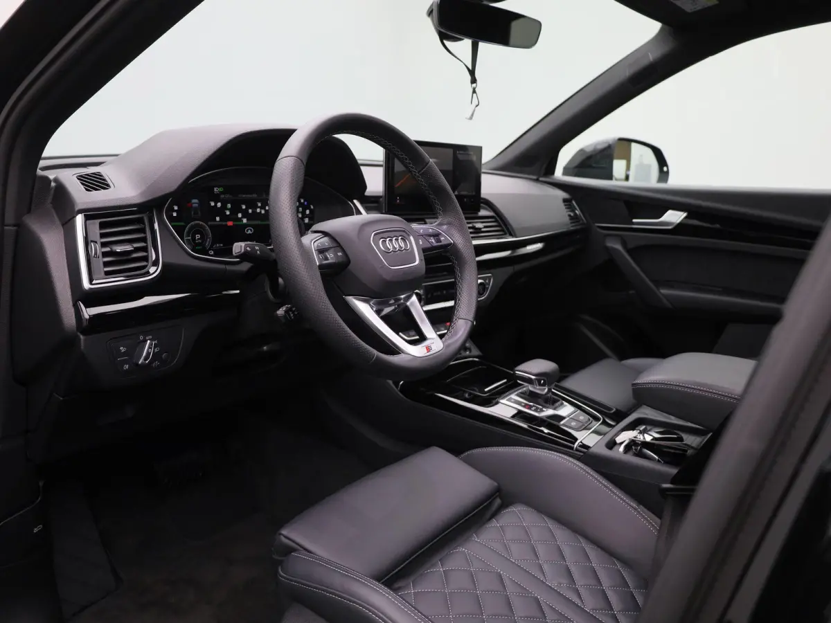 55 TFSI e S edition Competition 367 PK | S-line | Automaat | Panoramadak | 360 Camera | Bang & Olufsen Premium | Climate Control | Trekhaak | Adaptive Cruise Control |