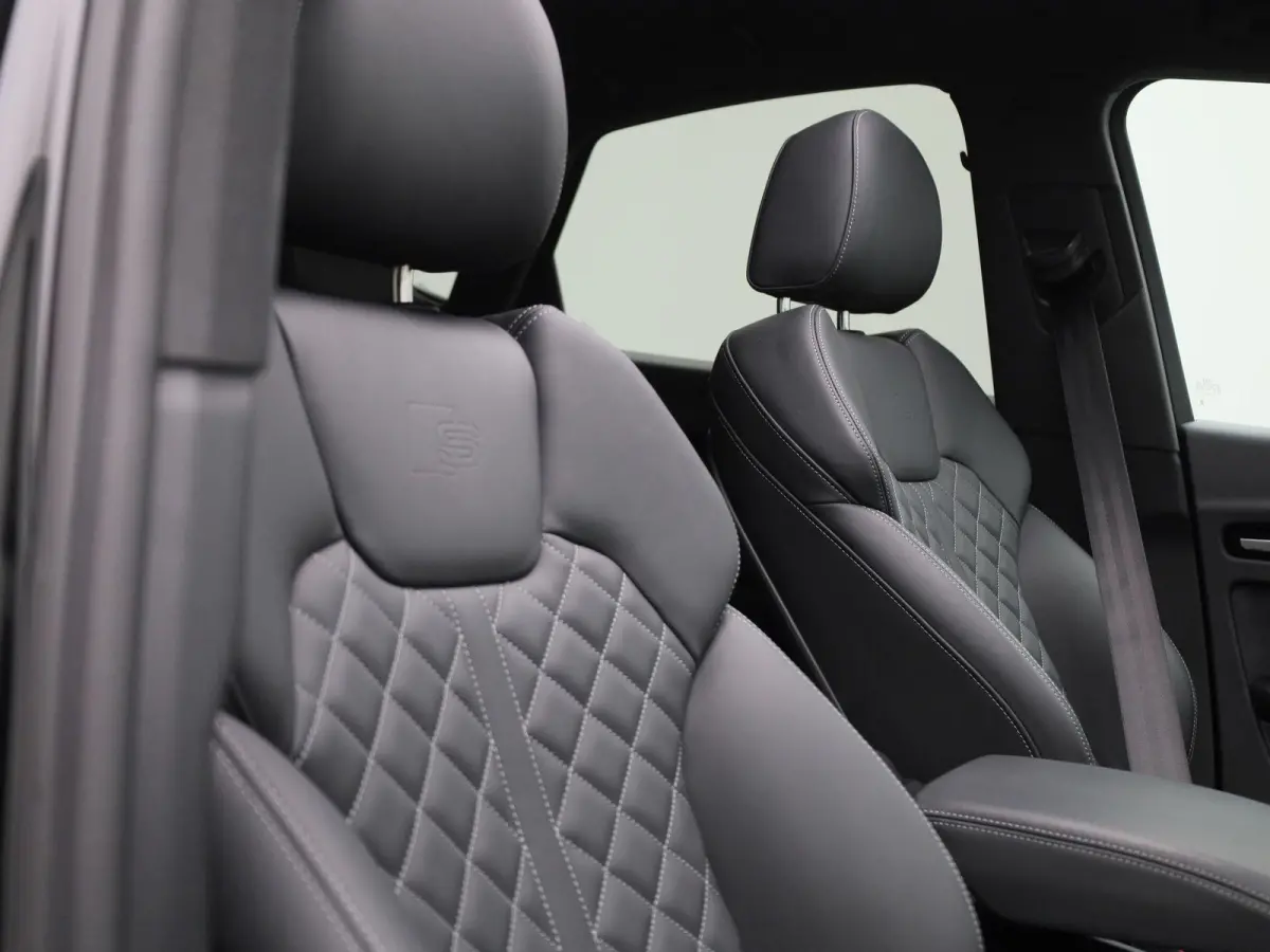 55 TFSI e S edition Competition 367 PK | S-line | Automaat | Panoramadak | 360 Camera | Bang & Olufsen Premium | Climate Control | Trekhaak | Adaptive Cruise Control |