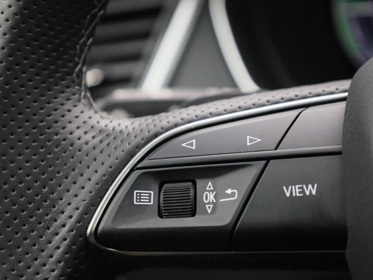 55 TFSI e S edition Competition 367 PK | S-line | Automaat | Panoramadak | 360 Camera | Bang & Olufsen Premium | Climate Control | Trekhaak | Adaptive Cruise Control |