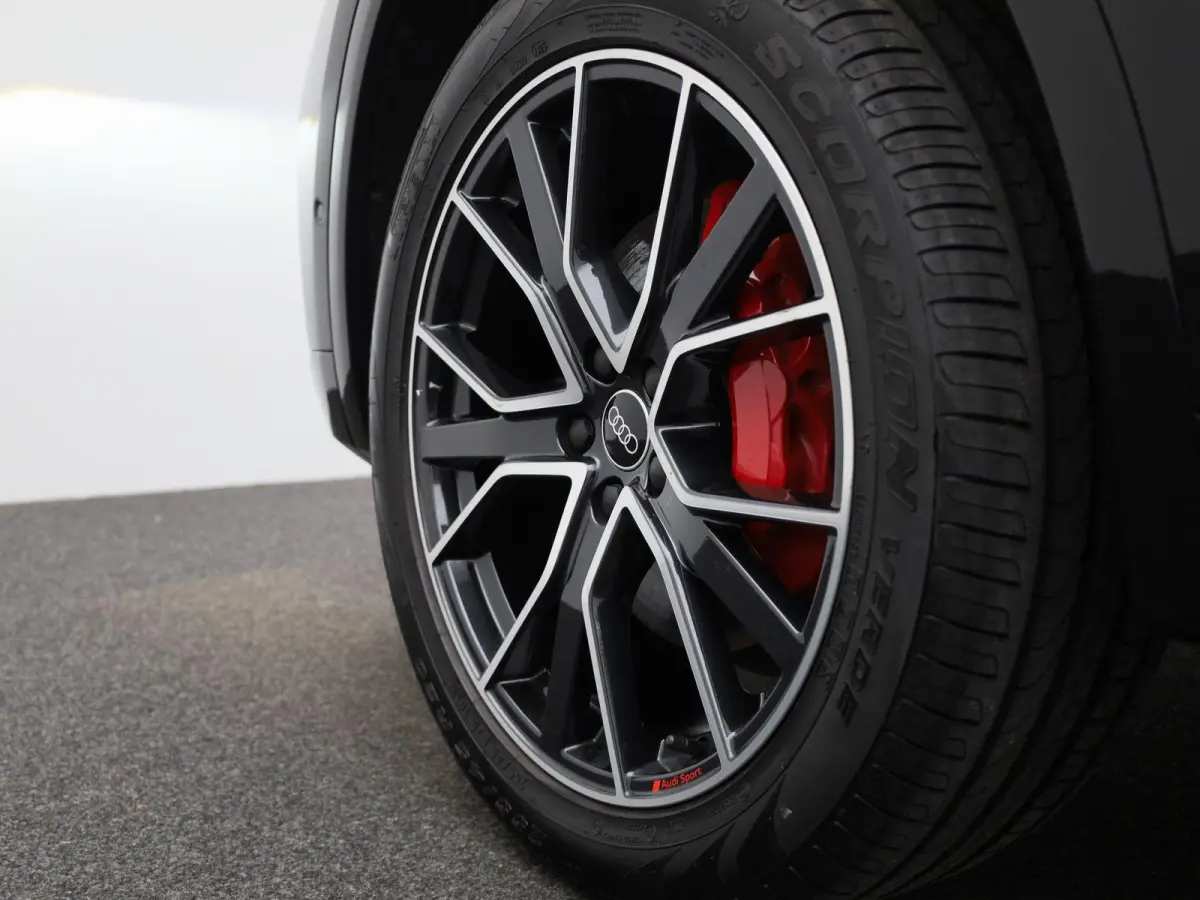 55 TFSI e S edition Competition 367 PK | S-line | Automaat | Panoramadak | 360 Camera | Bang & Olufsen Premium | Climate Control | Trekhaak | Adaptive Cruise Control |
