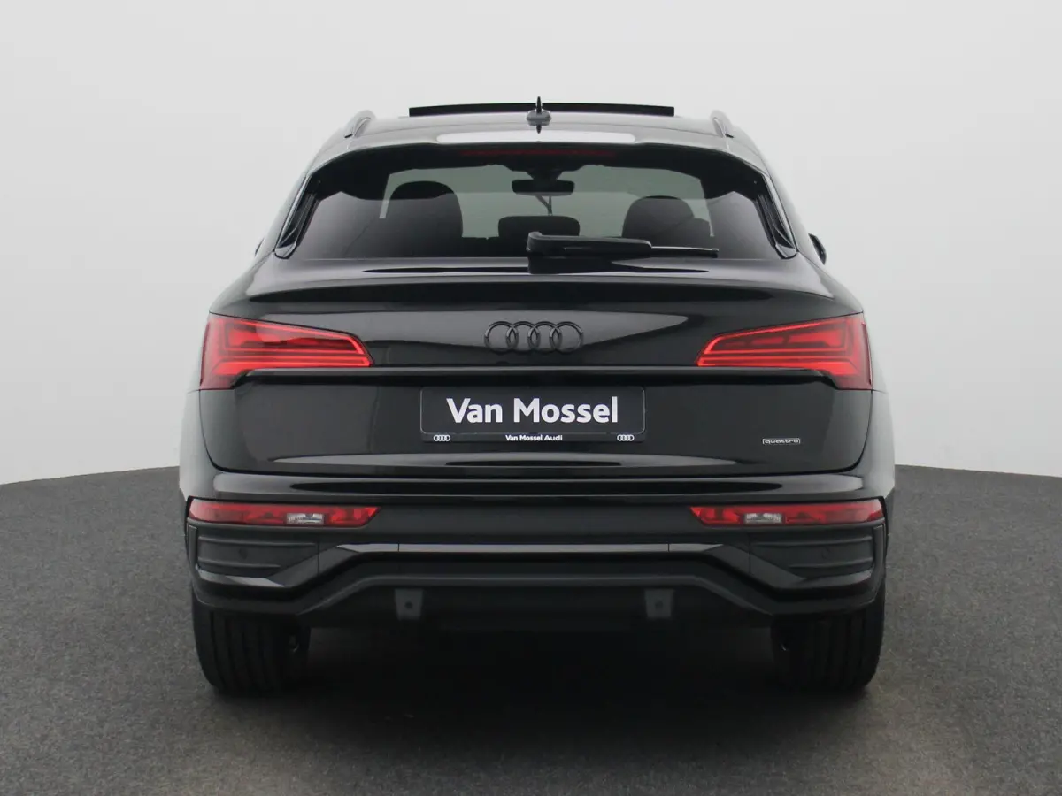 55 TFSI e S edition Competition 367 PK | S-line | Automaat | Panoramadak | 360 Camera | Bang & Olufsen Premium | Climate Control | Trekhaak | Adaptive Cruise Control |
