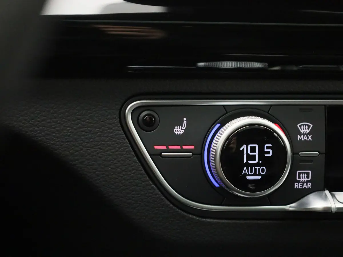 55 TFSI e S edition Competition 367 PK | S-line | Automaat | Panoramadak | 360 Camera | Bang & Olufsen Premium | Climate Control | Trekhaak | Adaptive Cruise Control |