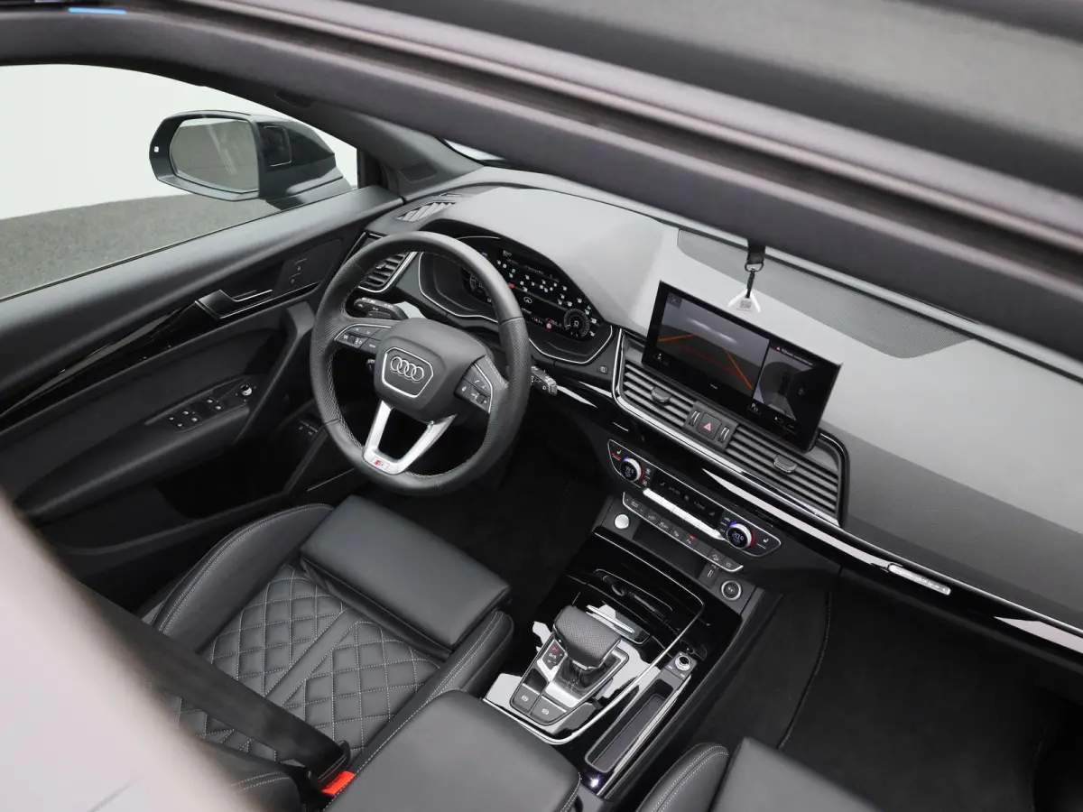 55 TFSI e S edition Competition 367 PK | S-line | Automaat | Panoramadak | 360 Camera | Bang & Olufsen Premium | Climate Control | Trekhaak | Adaptive Cruise Control |