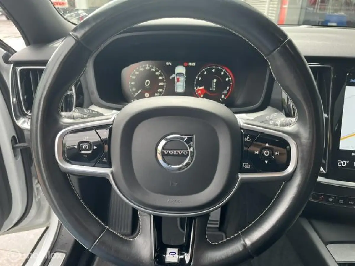 2.0 T5 R-Design