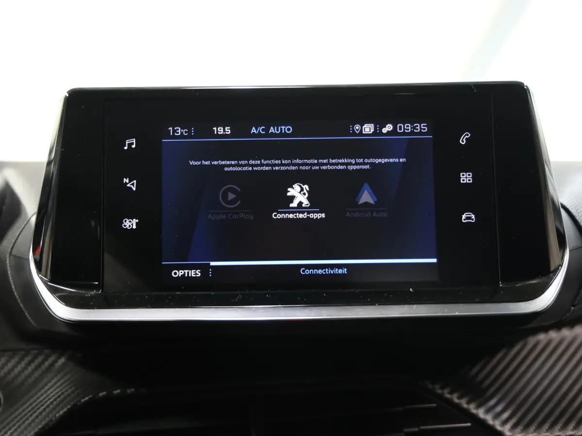 Allure 100pk Automaat | 1ste eigenaar | AppleCarplay/AndroidAuto | Parkeersensoren | FULL LED | Navigatie | Lederen Stuurwiel | Climate Control | Cruise Control | 16" LMV | Isofix | Privacy 