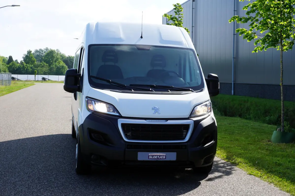 335 2.2 BlueHDi 165 L3H2 Premium Mobiele Werkplaats |Sortimo inrichting |Wandstroom |2 stoelen |2 airbags |Camera |Standkachel |Verwarmde stoelen |EURO6D |165 pk |1e eigenaar