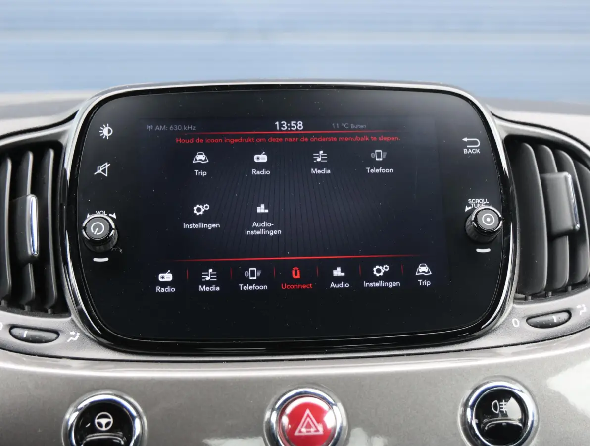 1.0 Hybrid Club | 1ste eigenaar | Climate | Privacy Glass | AppleCarPlay | Cruise Control
