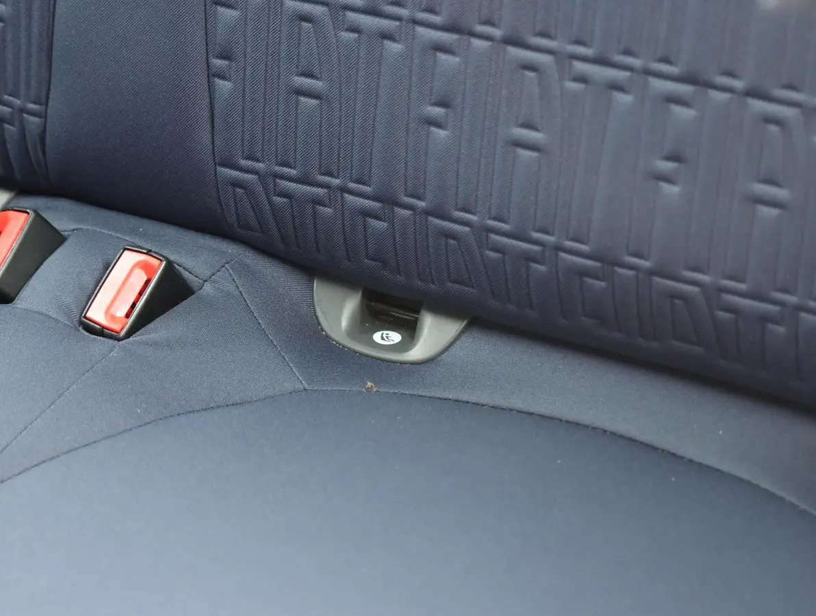 1.0 Hybrid Club | 1ste eigenaar | Climate | Privacy Glass | AppleCarPlay | Cruise Control