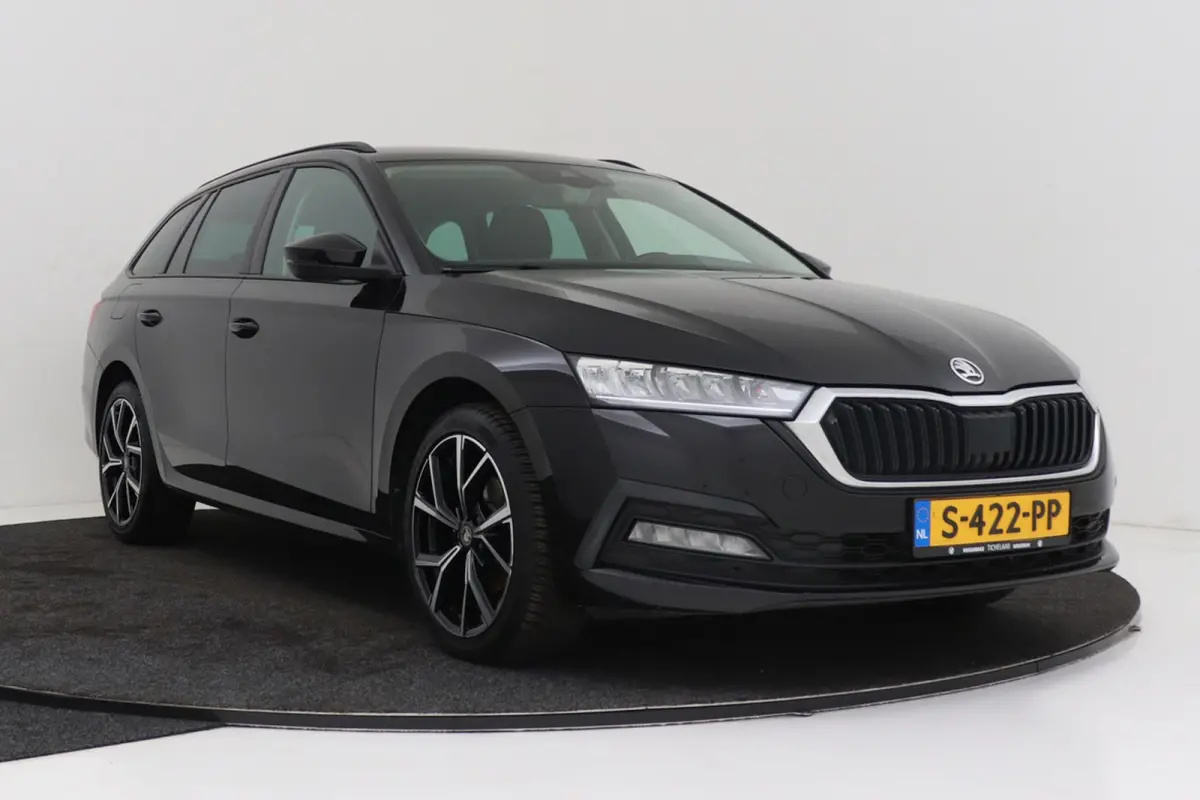 1.5 TSI First Edition | Camera | CarPlay | Stoelverwarming |