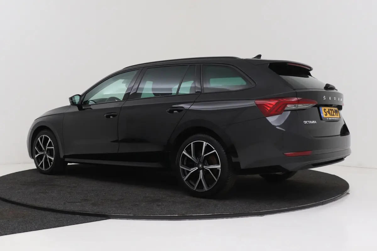 1.5 TSI First Edition | Camera | CarPlay | Stoelverwarming |