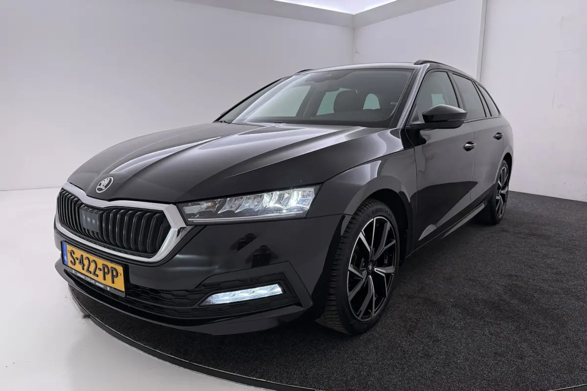 1.5 TSI First Edition | Camera | CarPlay | Stoelverwarming |