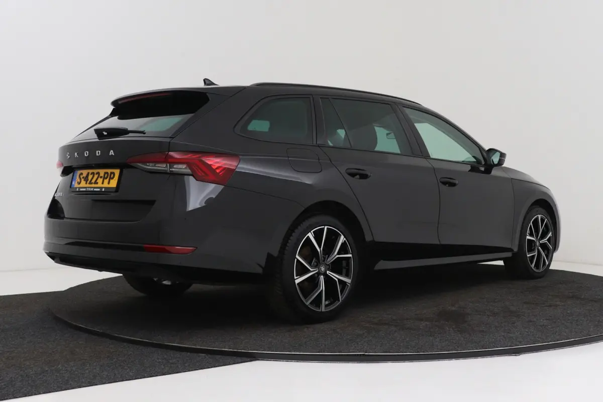 1.5 TSI First Edition | Camera | CarPlay | Stoelverwarming |