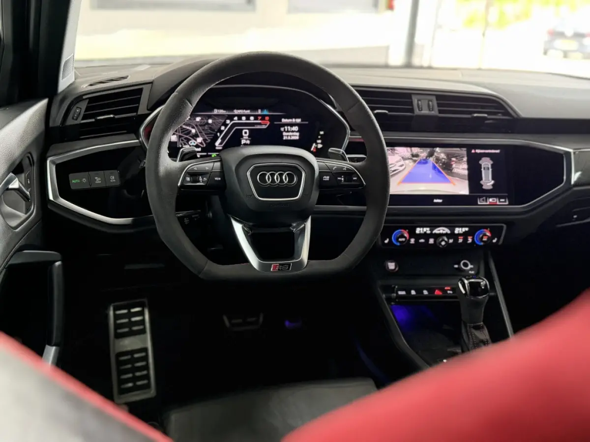 RSQ3 2.5 TFSI Quattro PANO RS SEAT TREKH