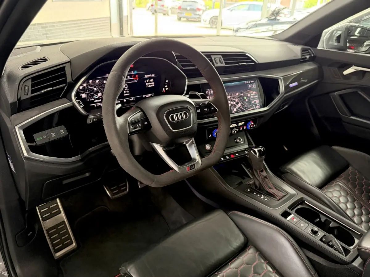 RSQ3 2.5 TFSI Quattro PANO RS SEAT TREKH