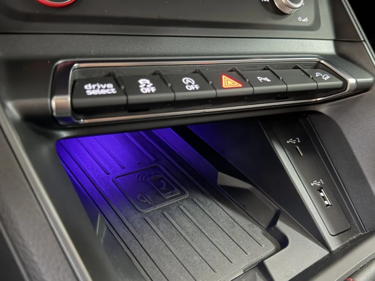 RSQ3 2.5 TFSI Quattro PANO RS SEAT TREKH