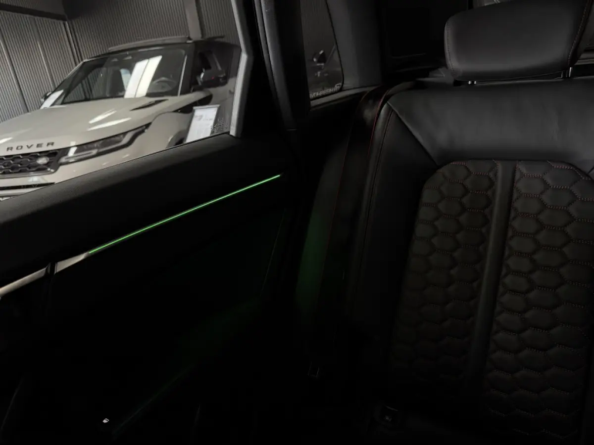 RSQ3 2.5 TFSI Quattro PANO RS SEAT TREKH