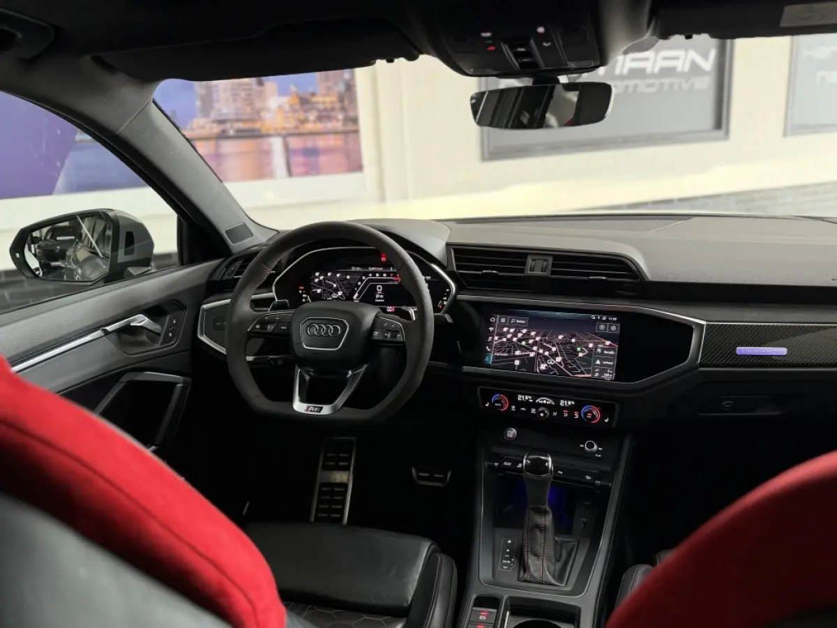 RSQ3 2.5 TFSI Quattro PANO RS SEAT TREKH