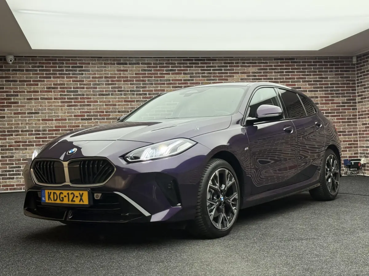 120 M Sport Design Edition M PAKKET