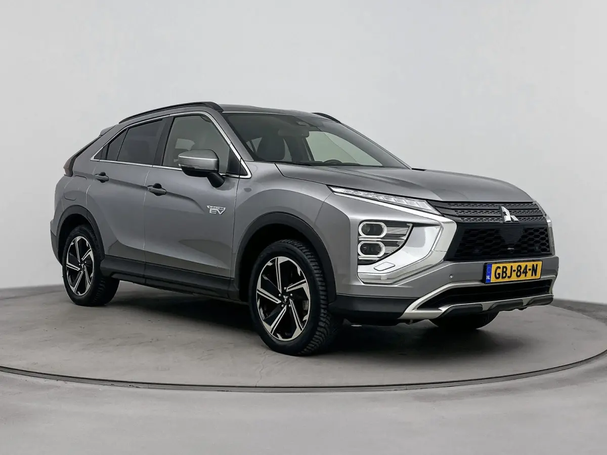 188pk PHEV Automaat | Trekhaak | 1.500 kg Trekgewicht | Navigatie | Camera | Stoel/Achterbankverwarming