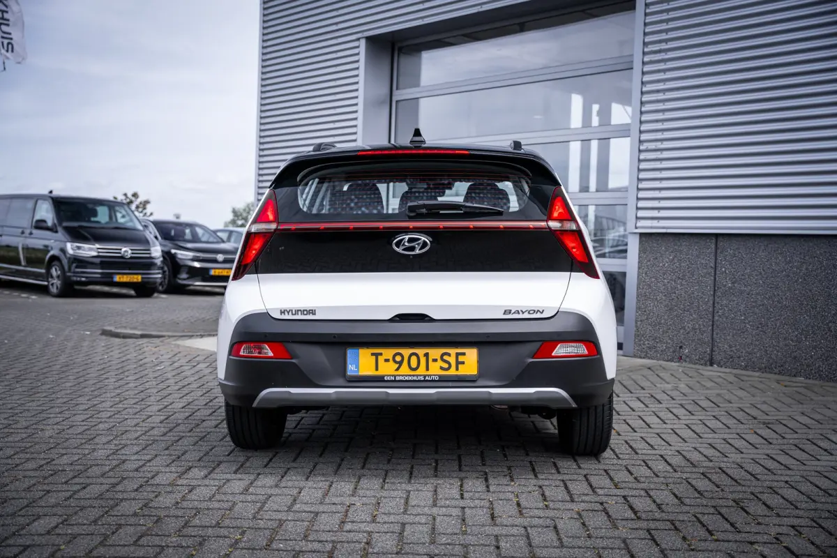 1.0 T-GDI Comfort NIEUWSTAAT - CAMERA - LMV
