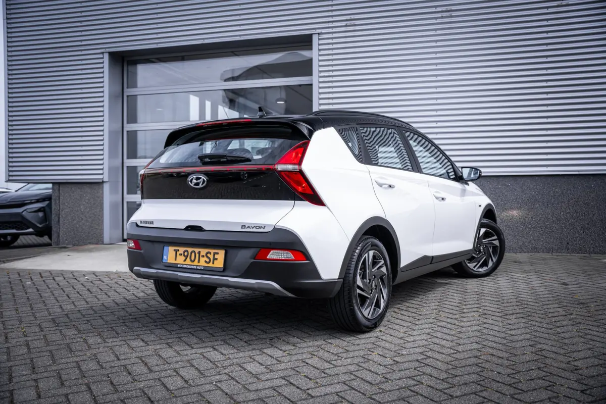 1.0 T-GDI Comfort NIEUWSTAAT - CAMERA - LMV