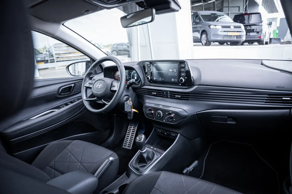 1.0 T-GDI Comfort NIEUWSTAAT - CAMERA - LMV