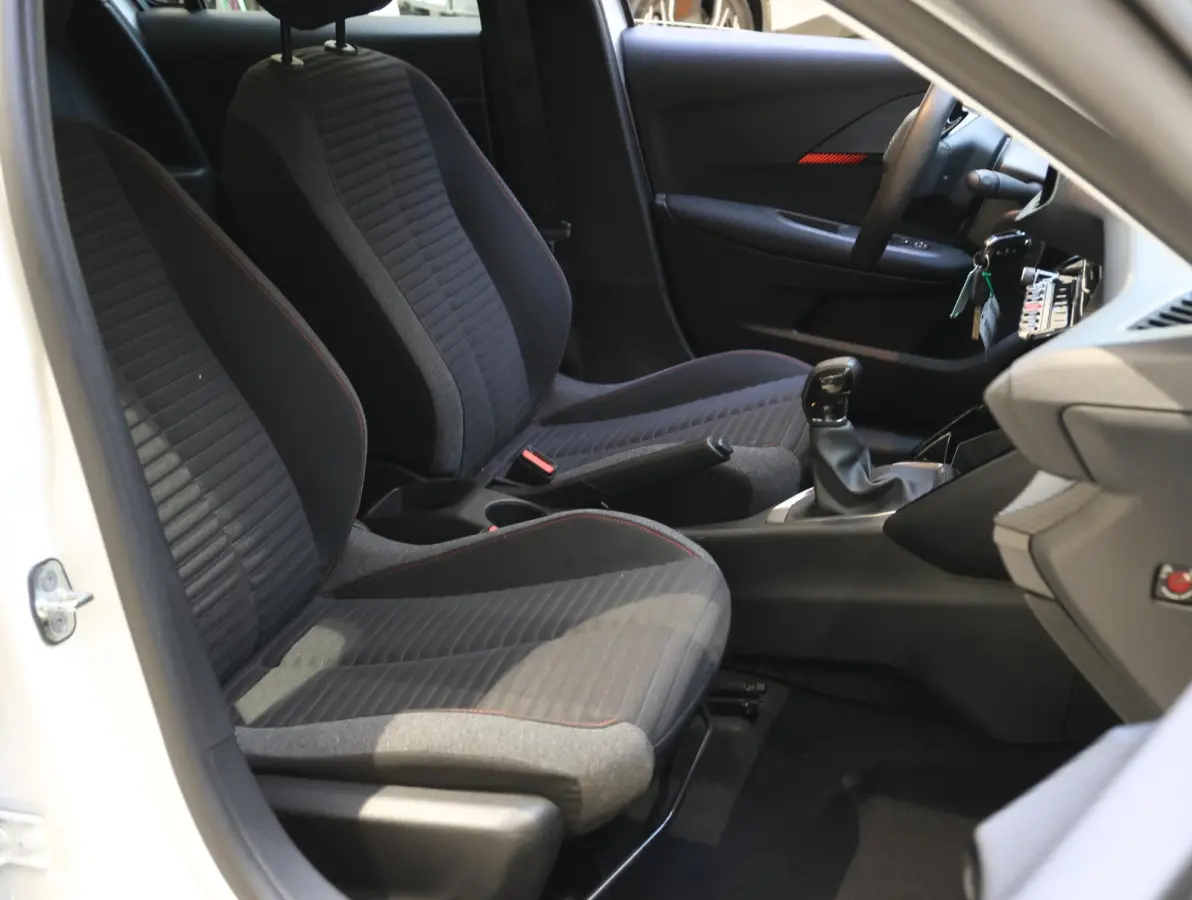 Active 75 pk | CarPlay | Airconditioning | Cruise Control