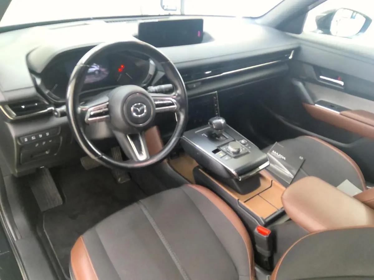 E-SkyActiv EV 145| Makoto Premium Pack| LUXE|PANO|