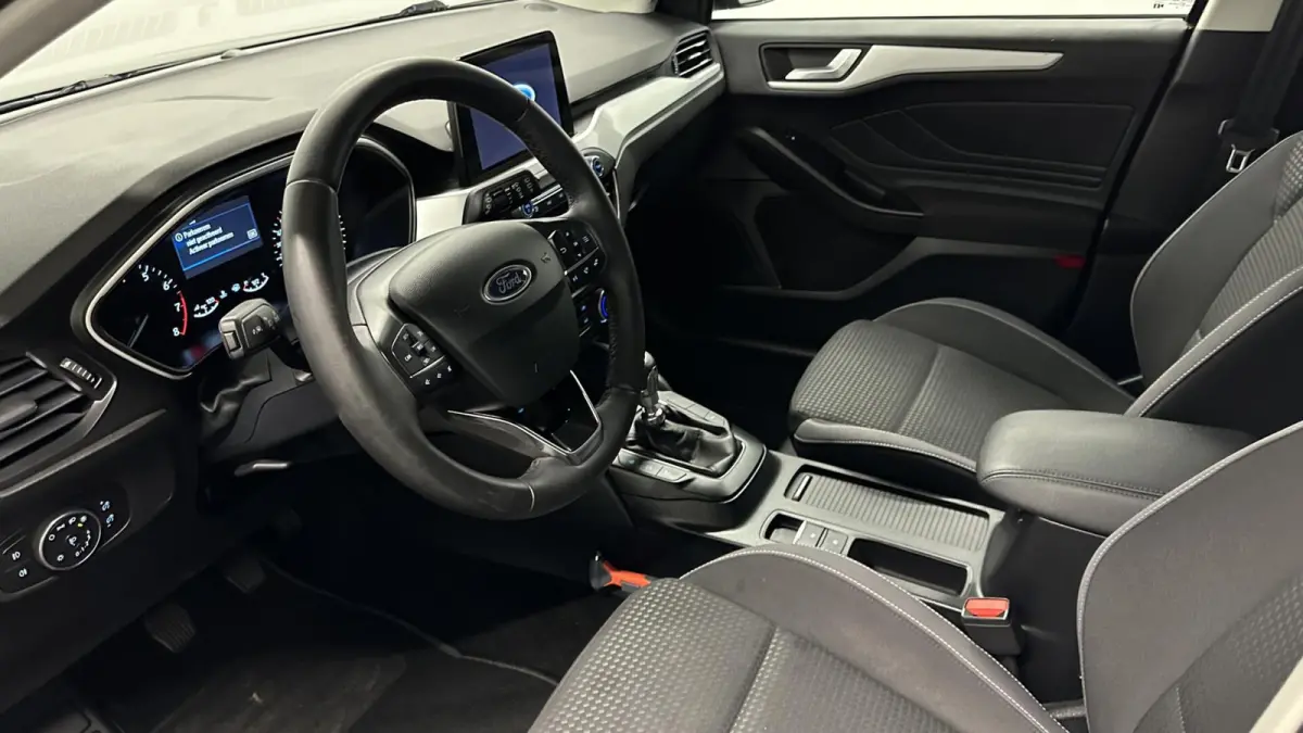 1.0 EcoBoost Hybrid Trend Edition Business CAMERA