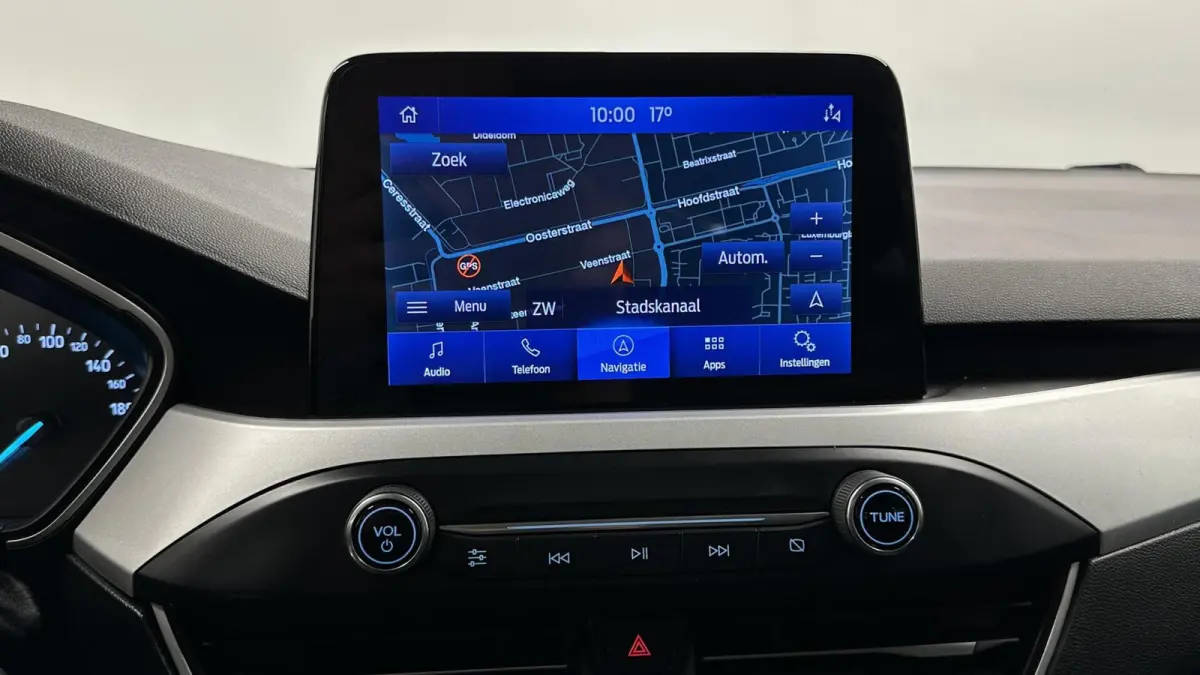 1.0 EcoBoost Hybrid Trend Edition Business CAMERA