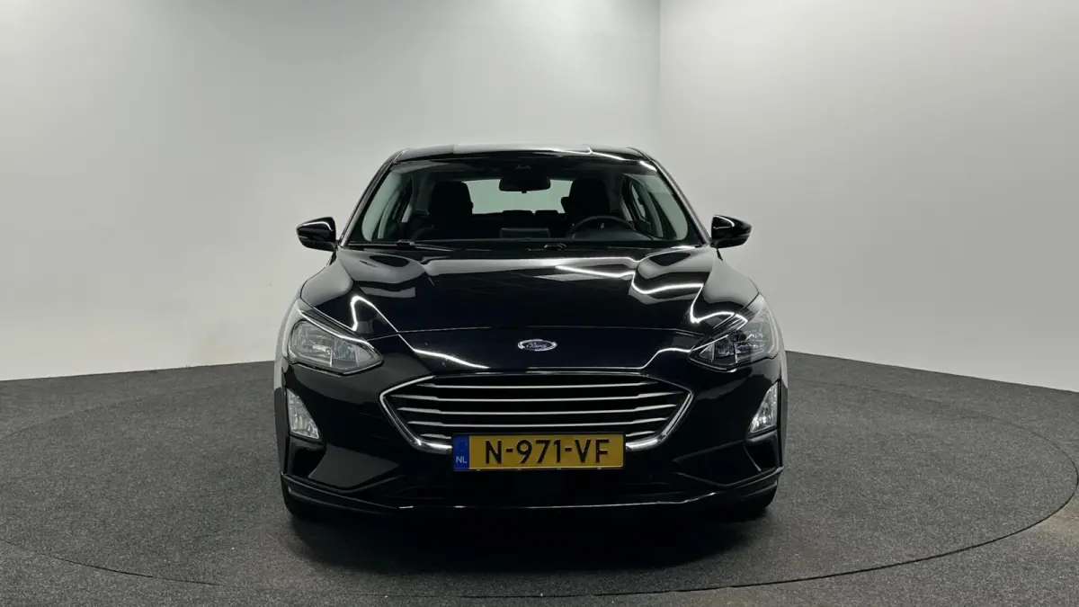 1.0 EcoBoost Hybrid Trend Edition Business CAMERA