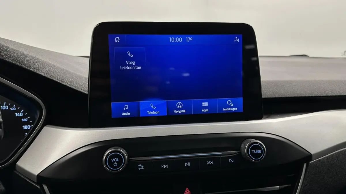 1.0 EcoBoost Hybrid Trend Edition Business CAMERA