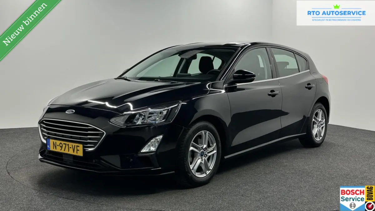 1.0 EcoBoost Hybrid Trend Edition Business CAMERA