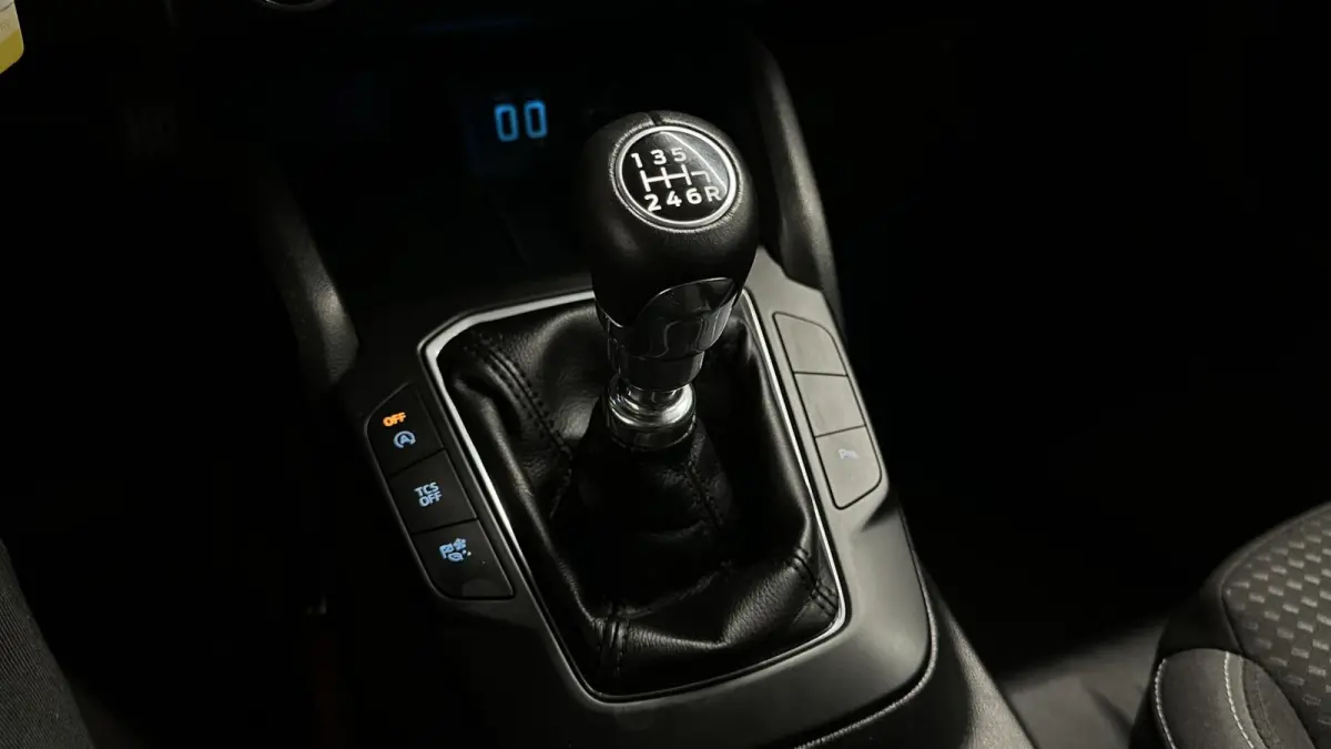 1.0 EcoBoost Hybrid Trend Edition Business CAMERA