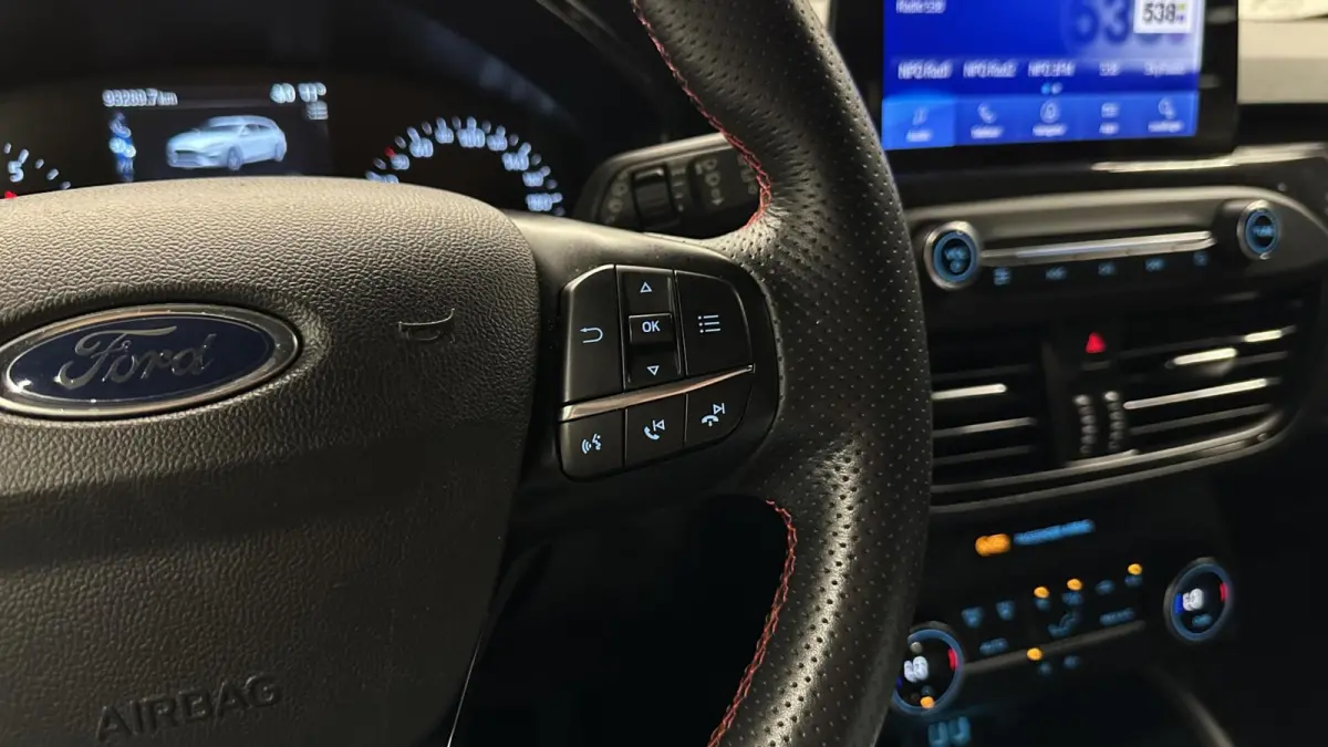 1.0 EcoBoost Hybrid Connected ST-Line CAMERA.
