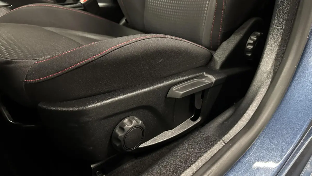 1.0 EcoBoost Hybrid Connected ST-Line CAMERA.